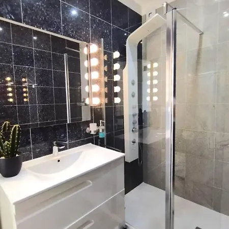 Lejlighed Beautiful 3 Bedroom Townhouse In Urb. Tropicana, Nerja