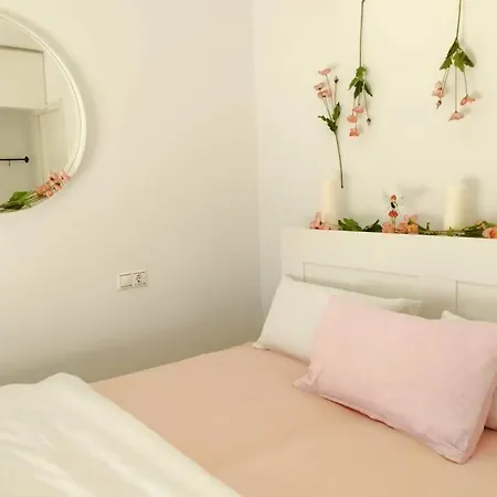 Beautiful 3 Bedroom Townhouse In Urb. Tropicana, Lejlighed Nerja